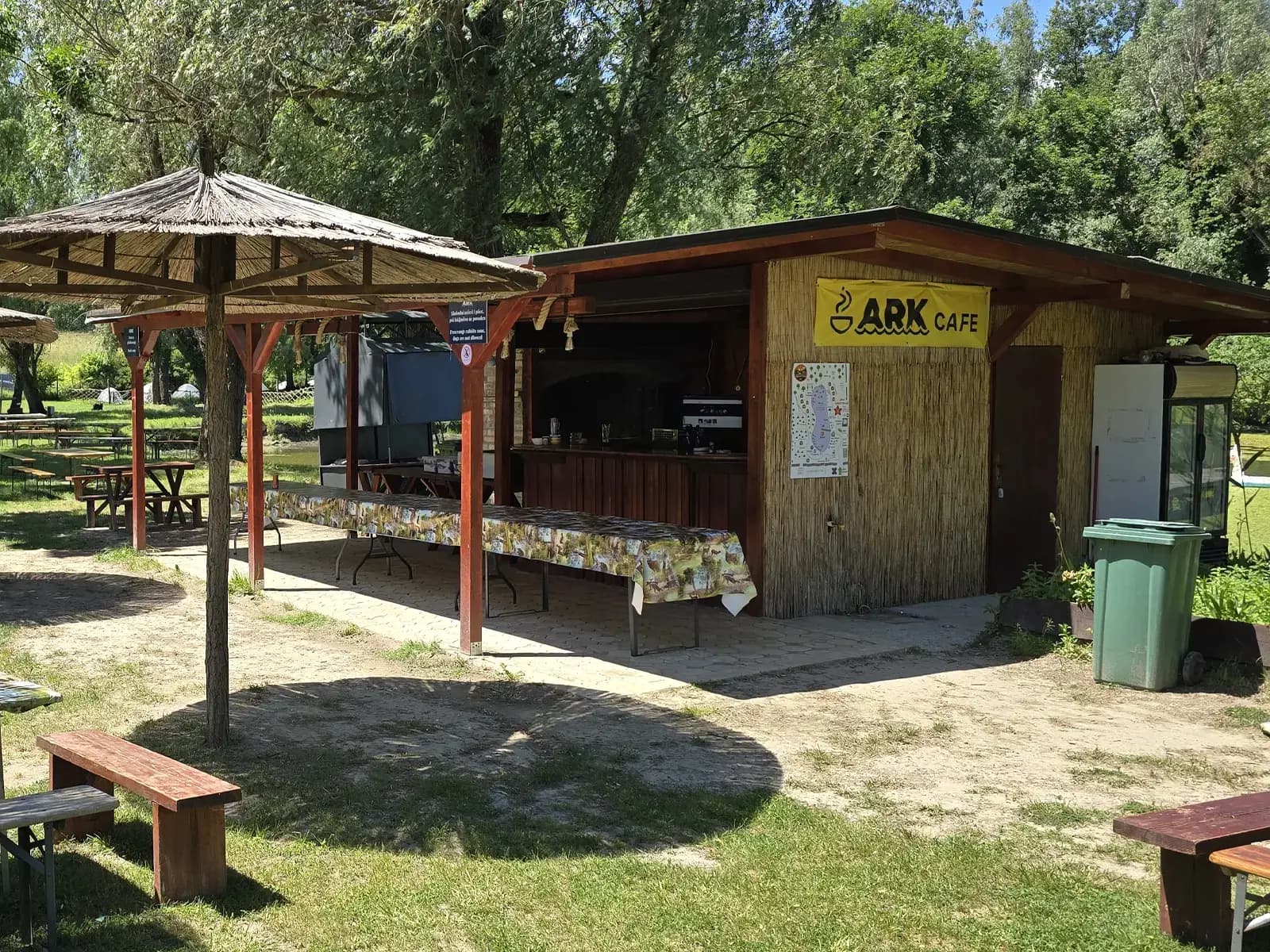 Outdoor Bar