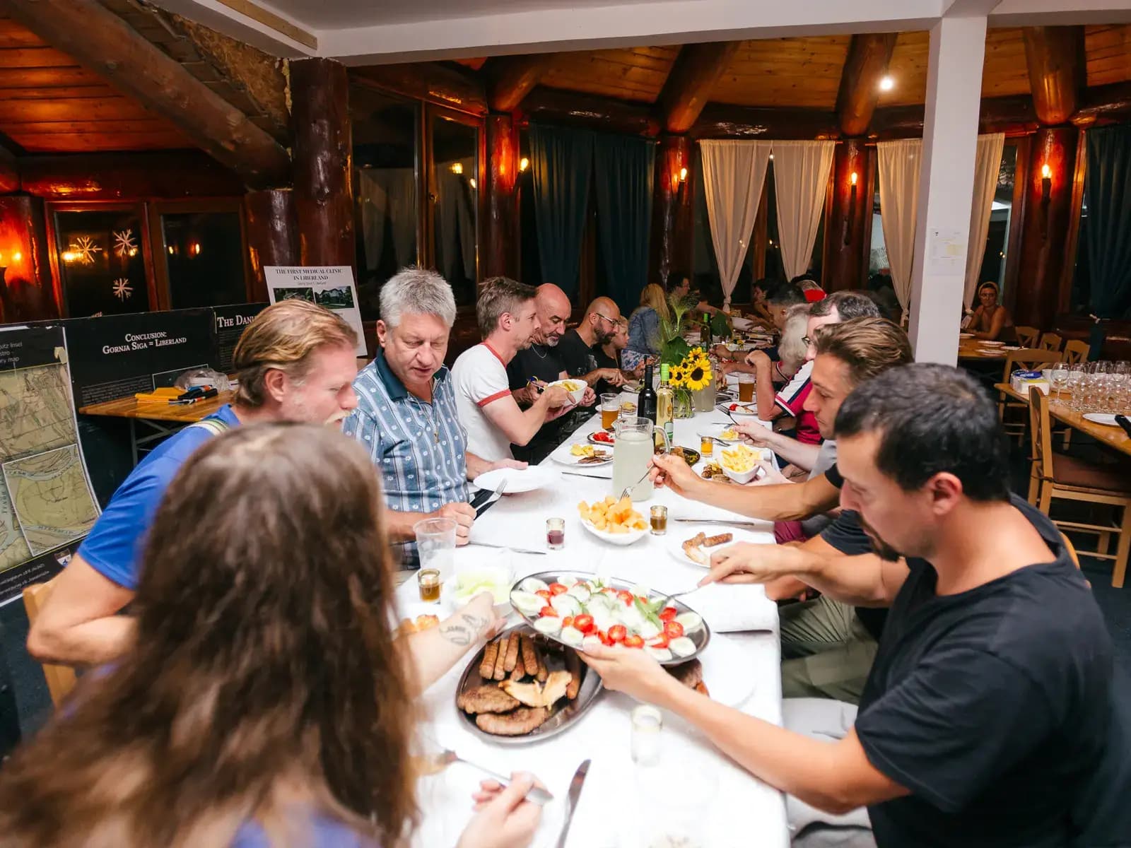 Restaurant & Dining
